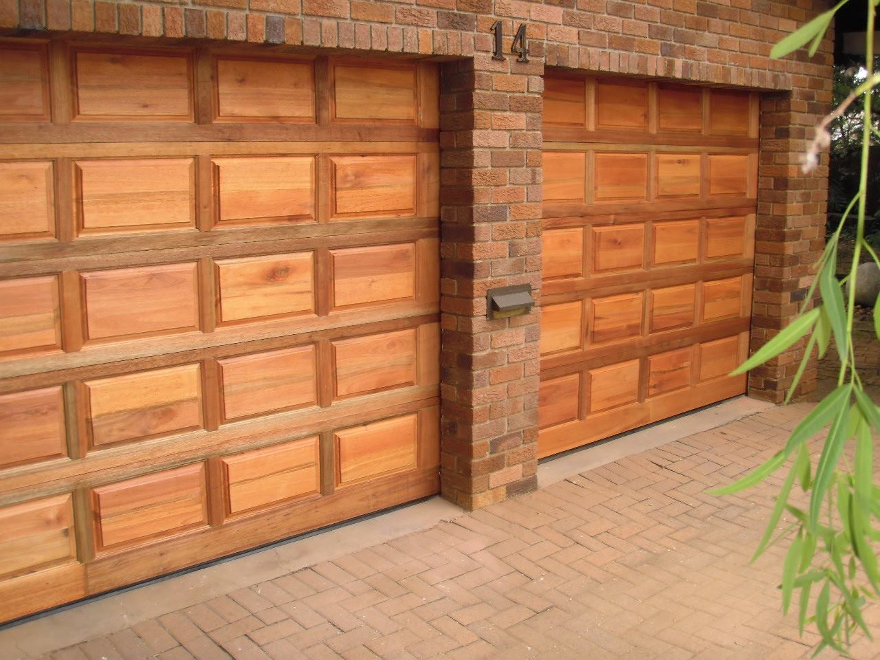 East Rand Boksburg Edenvale Kempton Park Benoni Double Wooden Garage Door Including Motor Installation
