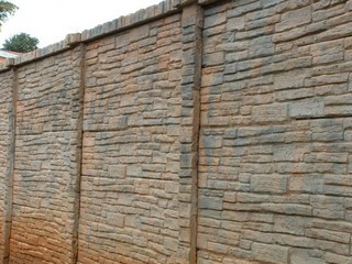 http://www.alfaconcretewalls.co.za/stone-crete-pre-cast-walling.jpg